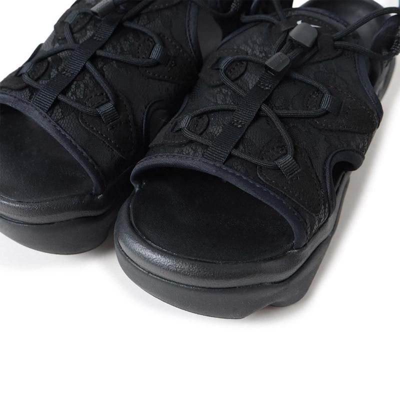 NIKE WMNS AIR MAX KOKO SANDAL BLACK/METALLIC SILVER ナイキ