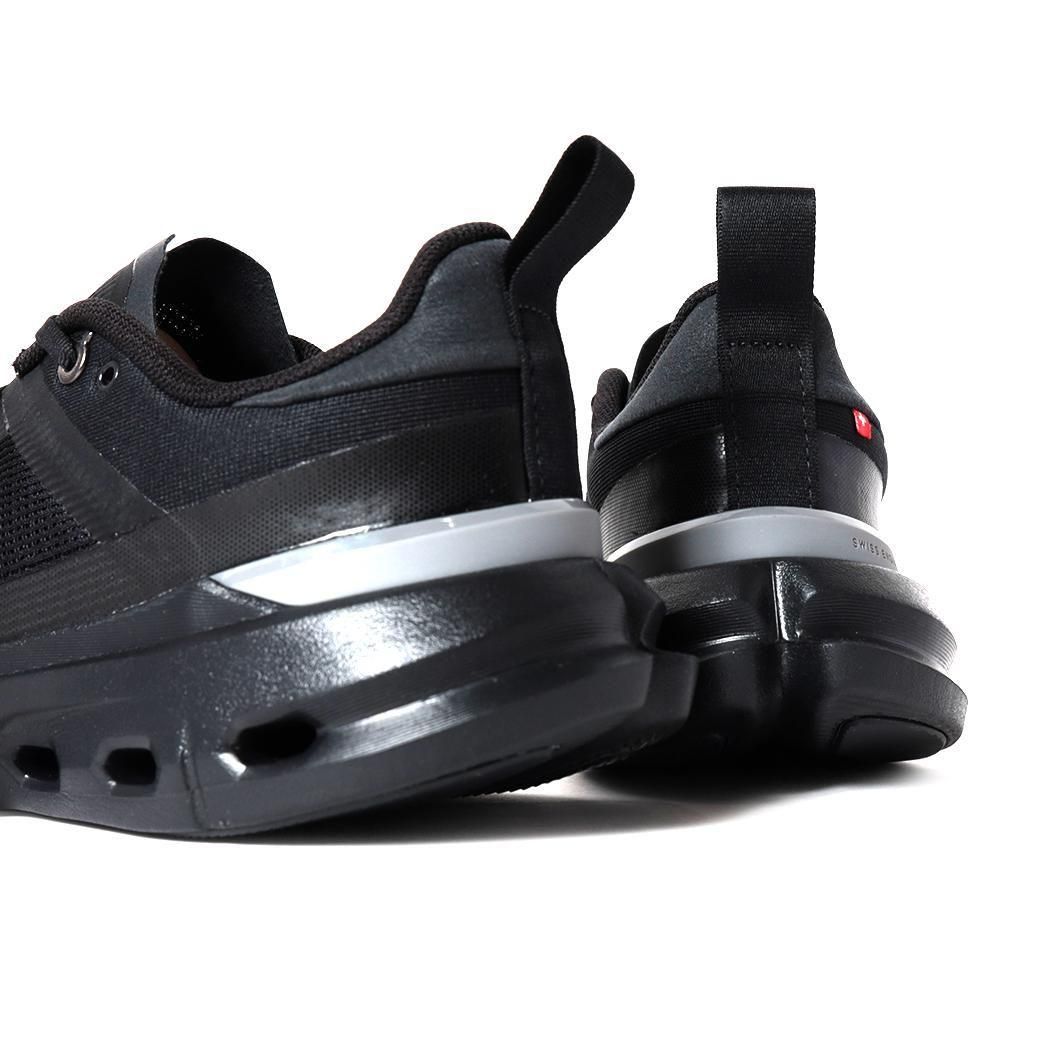 On CLOUDPULSE NEXT BLACK/STONEONE オン クラウドパルス