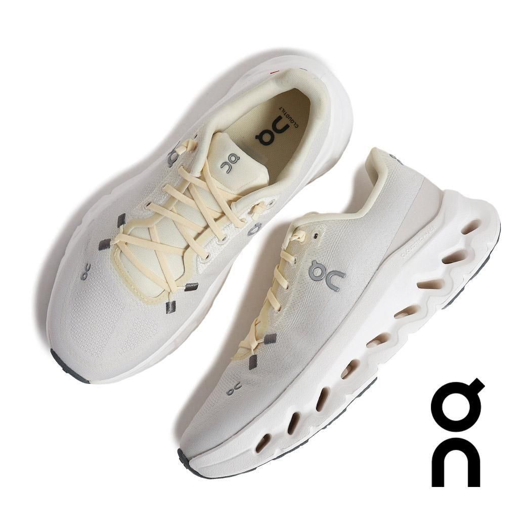 On CLOUDTILT CASTOR/PEARL オン クラウドティルト スニーカー